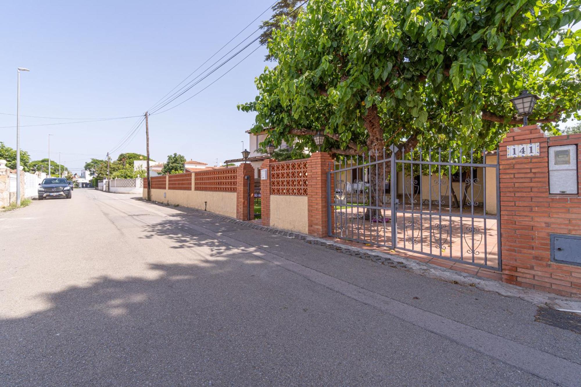Apart-Rent Casa Con Jardin Pani 0081 エンプリアブラバ エクステリア 写真